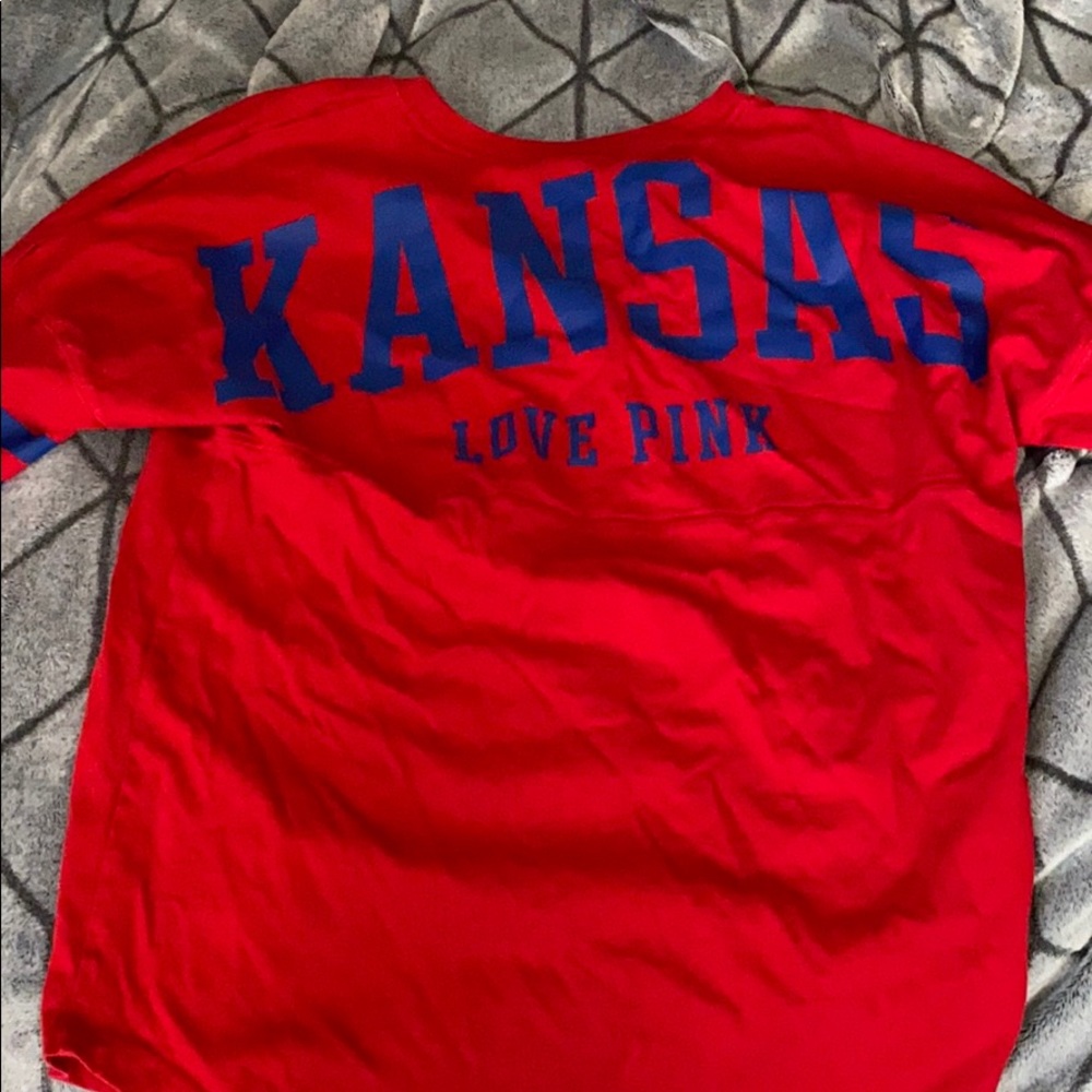 Fits like medium - Picture 3 of 3